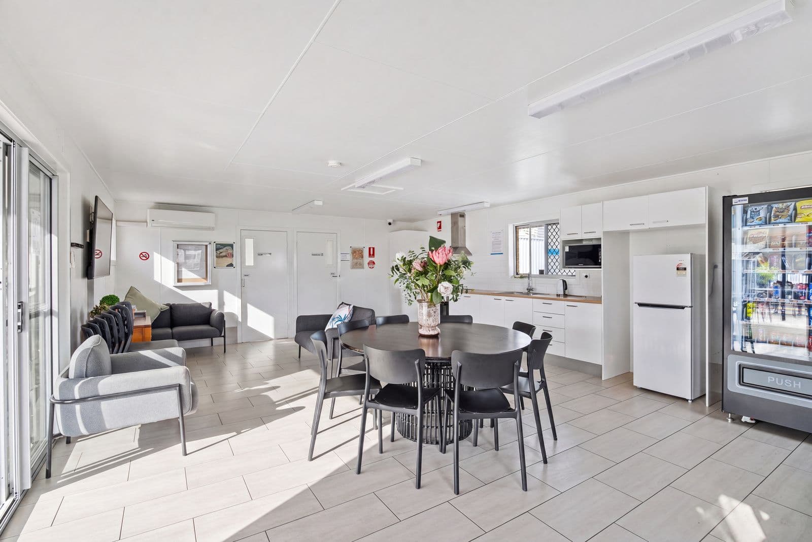 Ingenia Rental Chambers Flat recreation room